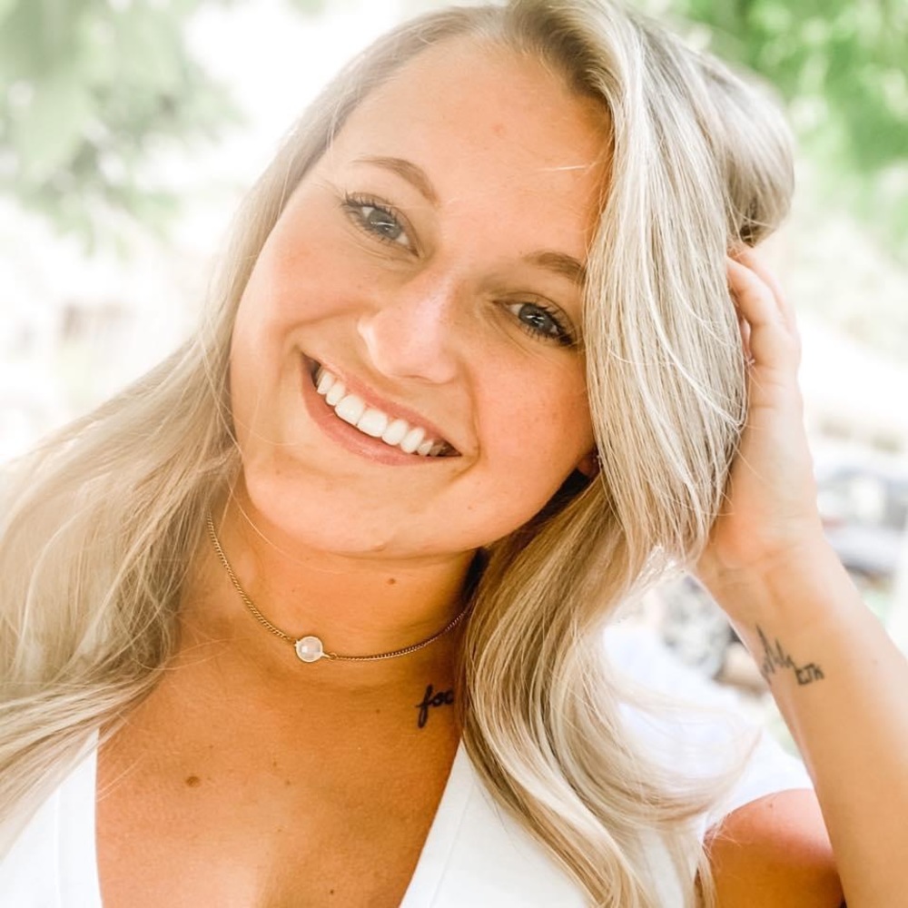 Meet your Posher, Halle